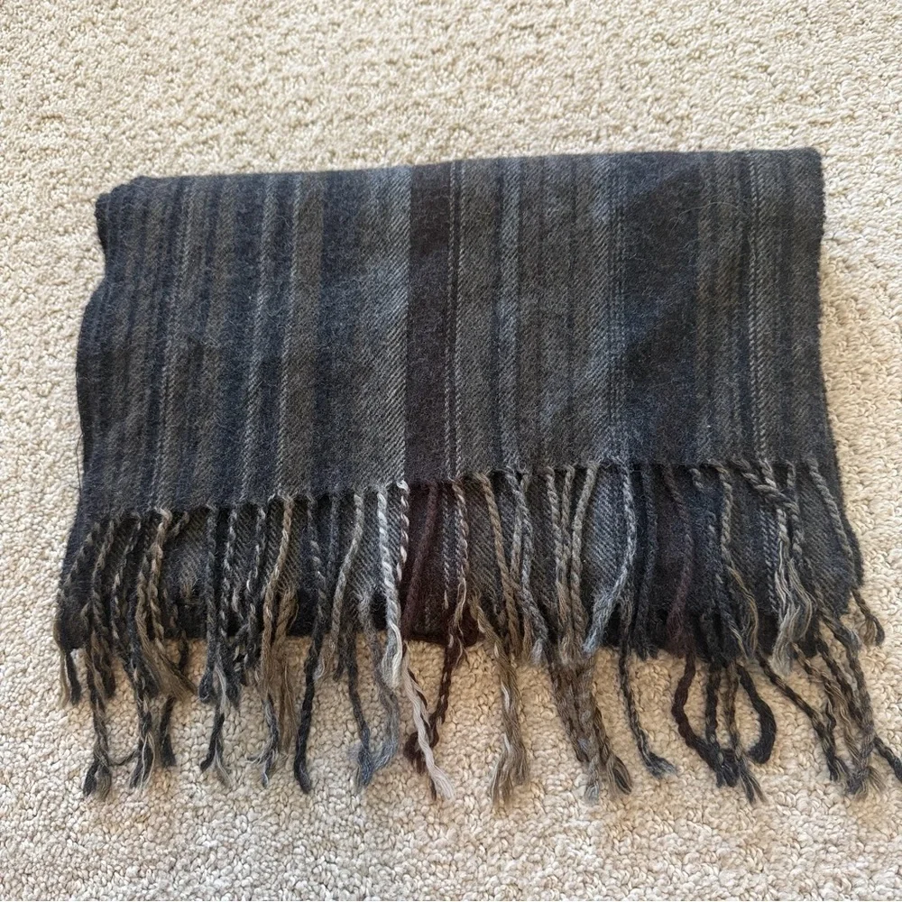 Nordstroms Men Scarf Lambswool Fringe Grey Black Tan Neutral Striped Classic